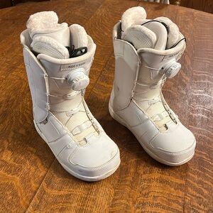 Ride X Sage snowboardding boots size 6